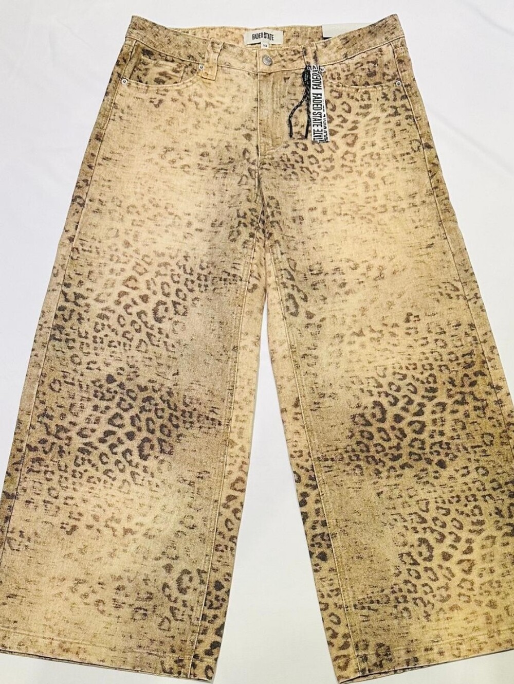 🔥 Faded State Leopard Print Ultra Wide Leg Jeans – Size 13 🔥